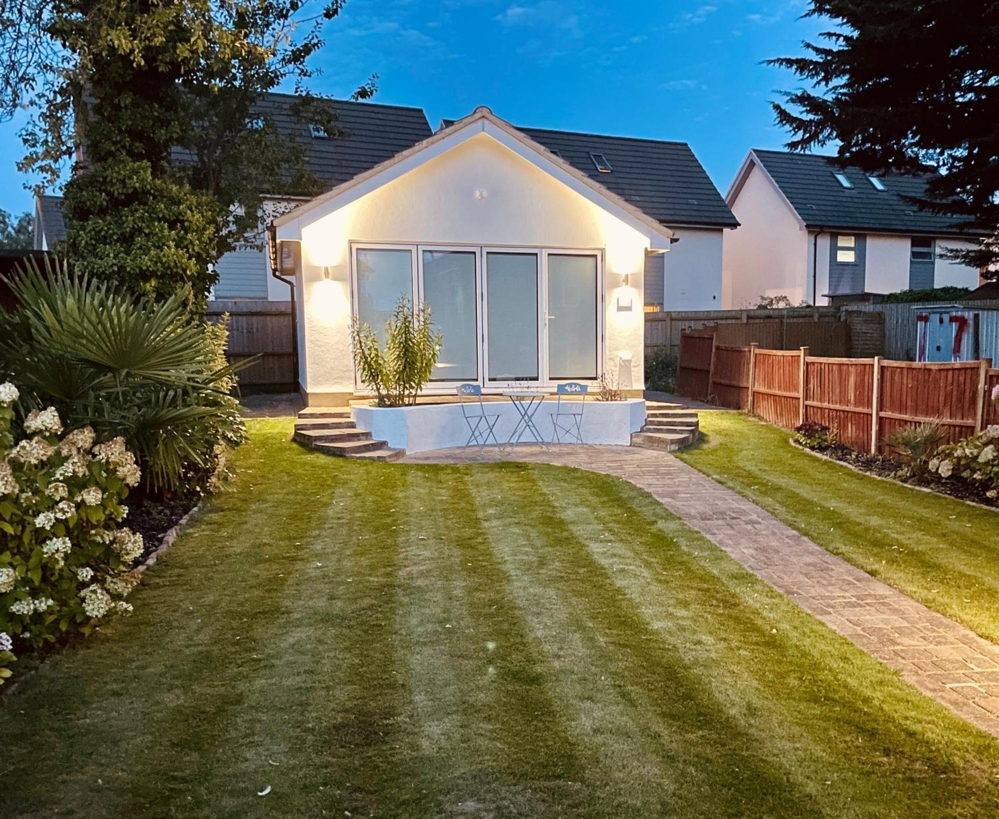 The Summer House - Free Onsite Parking CBG Exterior photo